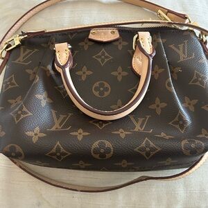 Louis Vuitton Classic Monogram Satchel